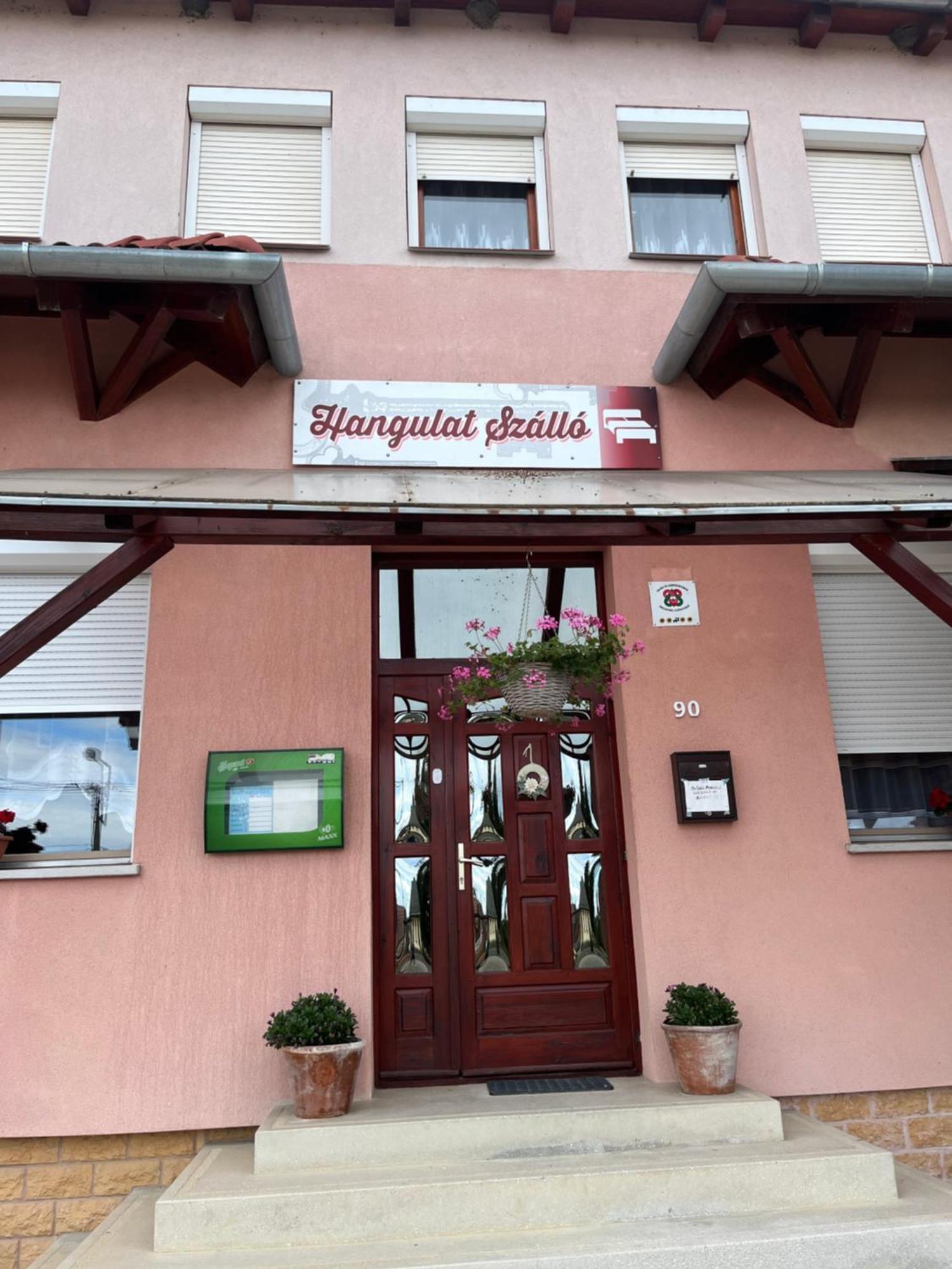 Hangulat Szallo Zalaszentbalazs エクステリア 写真